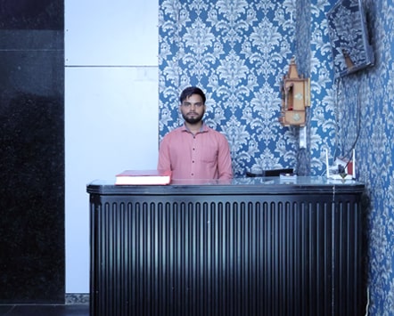 Hotels near Indira Gandhi International Airport